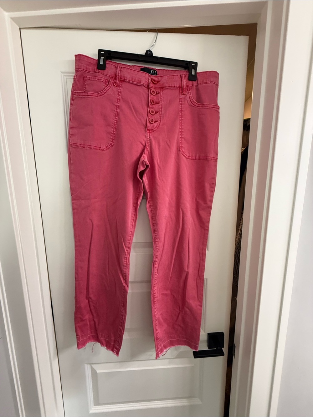 Kut from the Kloth Rose Pink Button-Fly Cropped Jeans